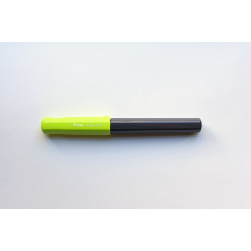 Pilot Kakuno Fountain Pen – Gray Barrel/Lime Cap – Medium Nib