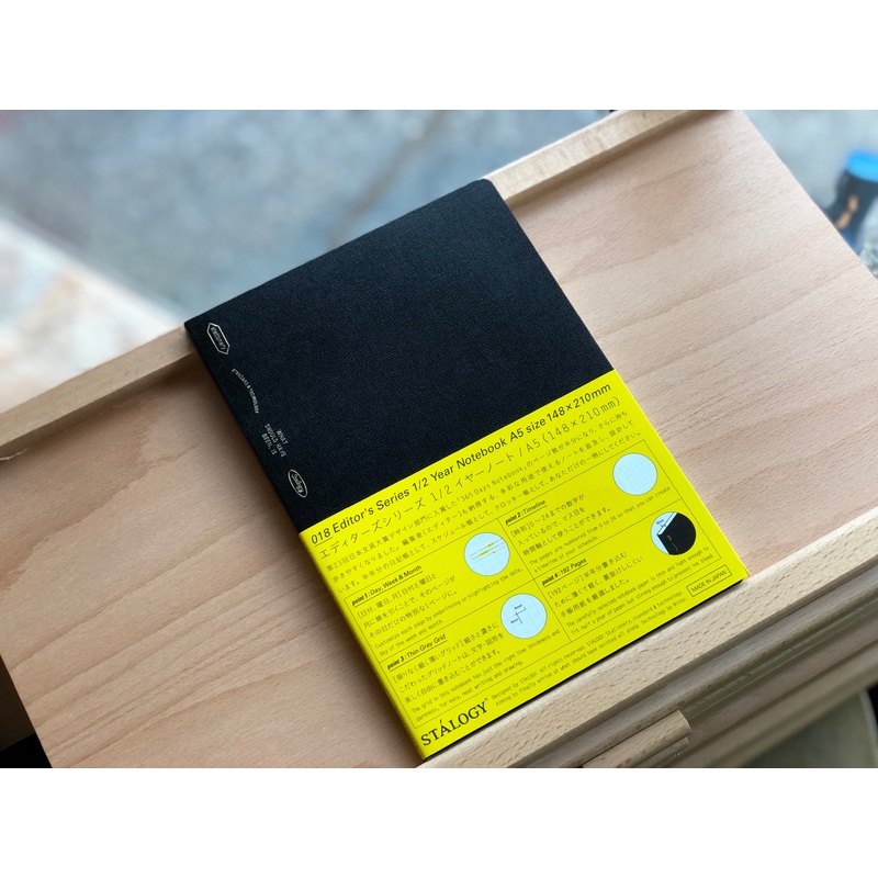 Stalogy Editor’s Series 1/2 Year Notebook – A5 – Black