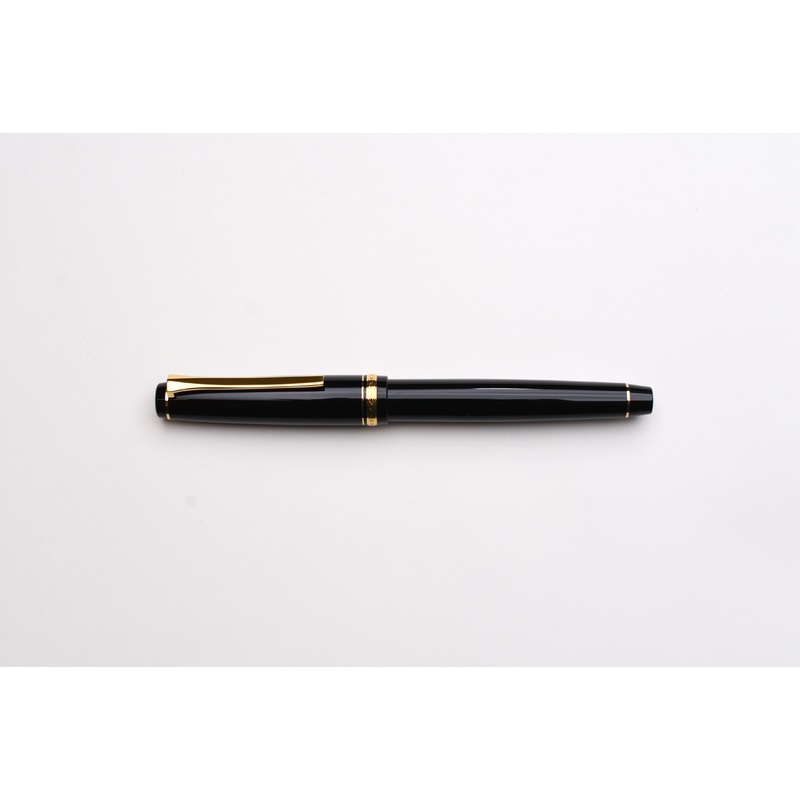 Pilot Falcon Fountain Pen – Black/Gold