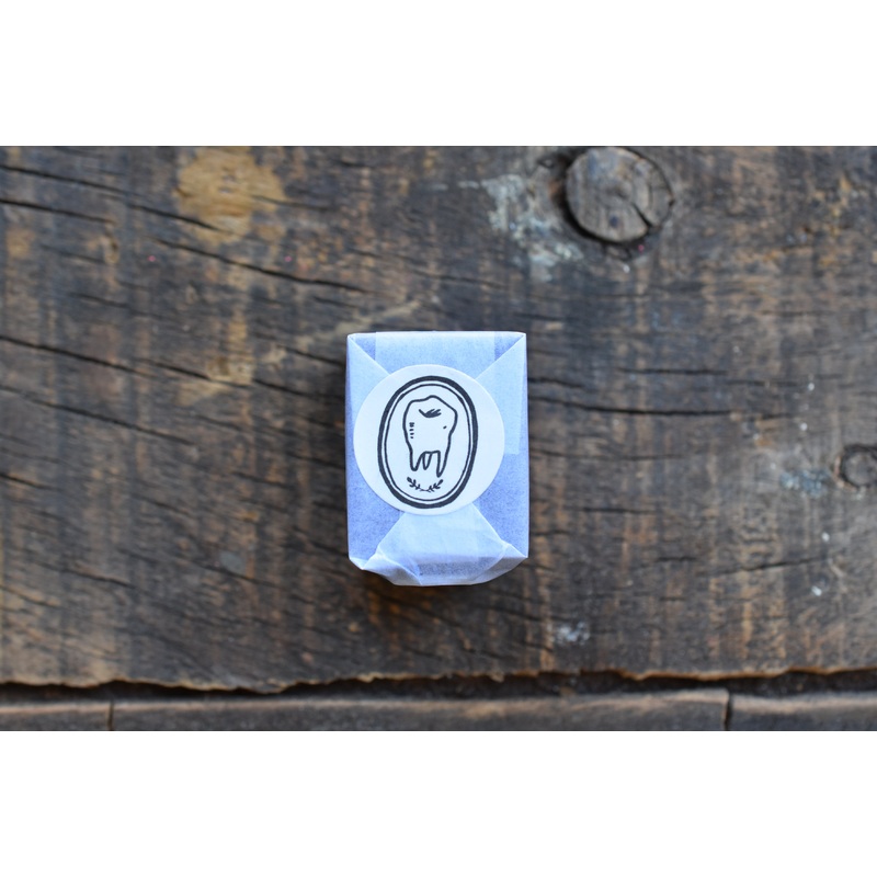 LCN Life Pieces Metal Stamp – Tooth
