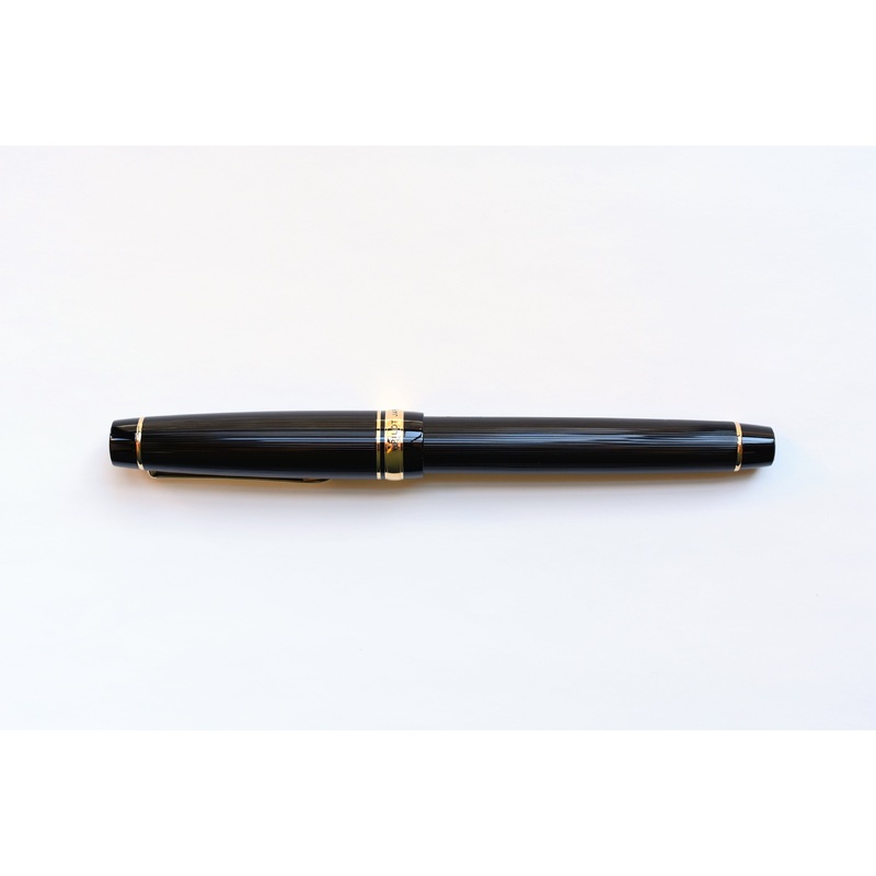 Pilot Justus 95 Fountain Pen – Stripe – Black/Gold