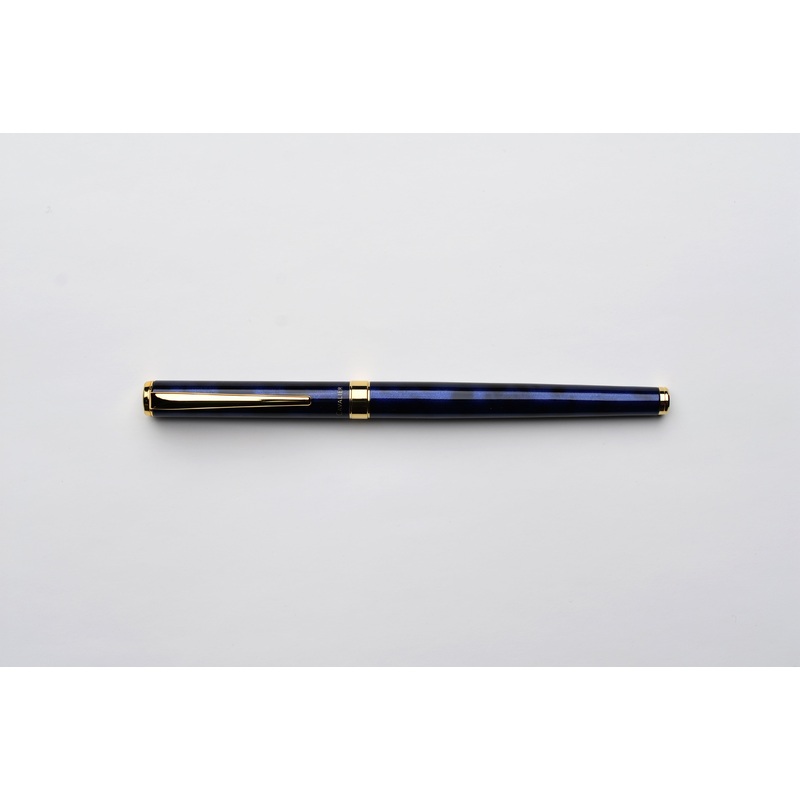 Pilot Cavalier Fountain Pen – Marbled – Black/Blue
