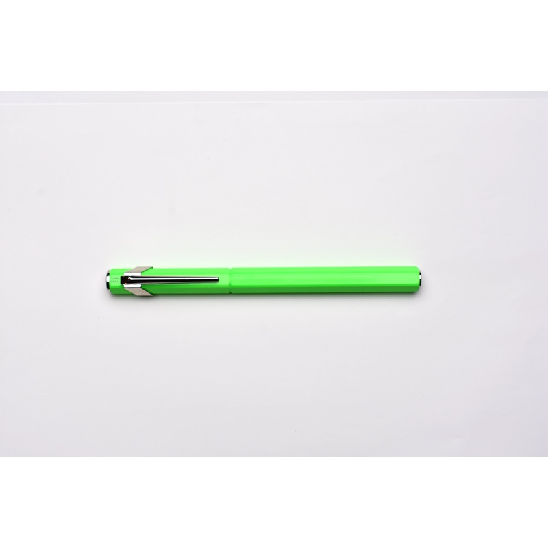 Caran d’Ache 849 Fountain Pen – Fluorescent Green