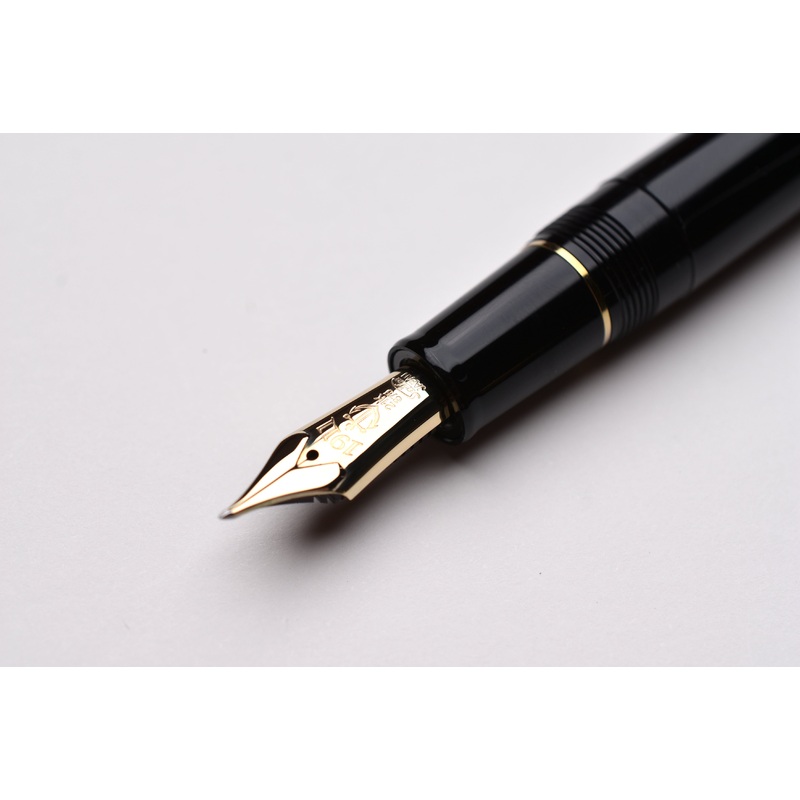 Sailor Cross Music Fountain Pen – Gold Trim (In Store Only)