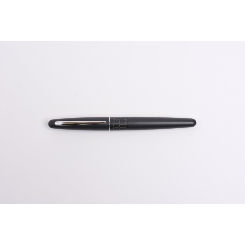 Pilot MR Metropolitan Fountain Pen – Animal – Crocodile