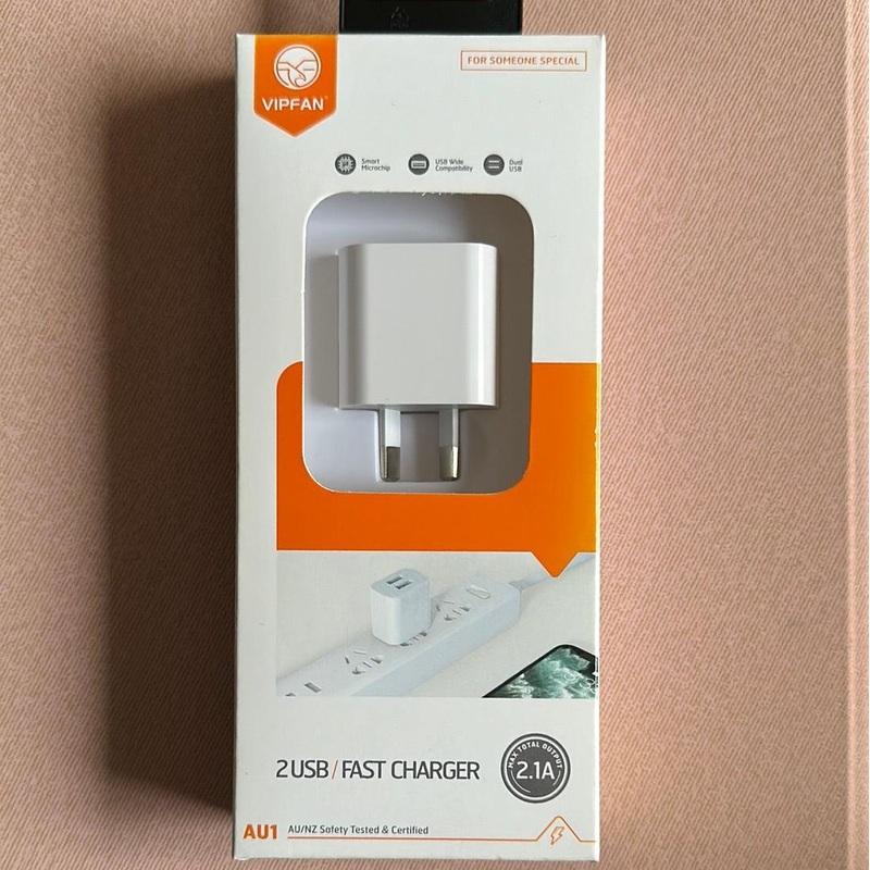 2 USB/ Fast Charger