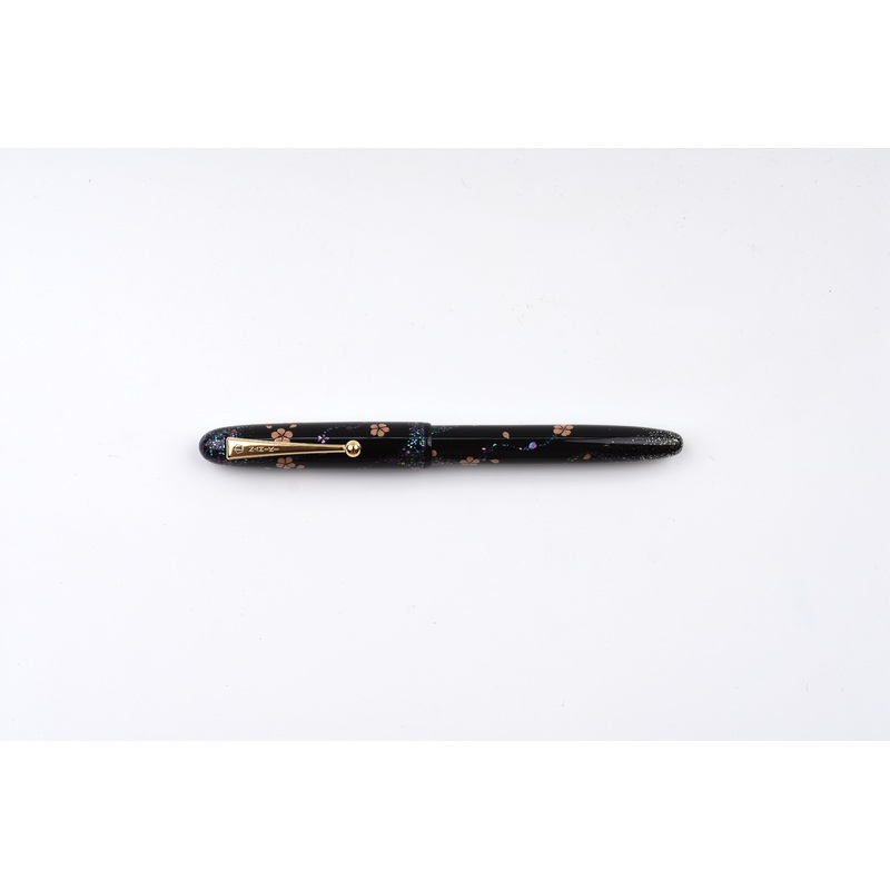 Pilot Namiki Yukari Maki-e Fountain Pen – Cherry Blossoms at Night