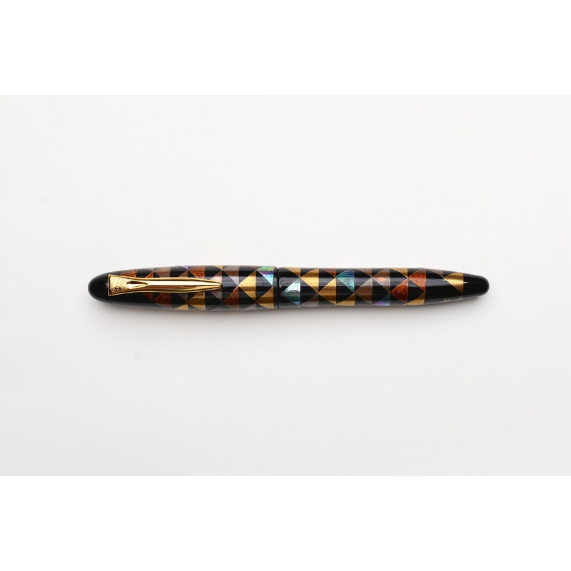 Platinum Izumo Hira Maki-e Fountain Pen – Urokomon