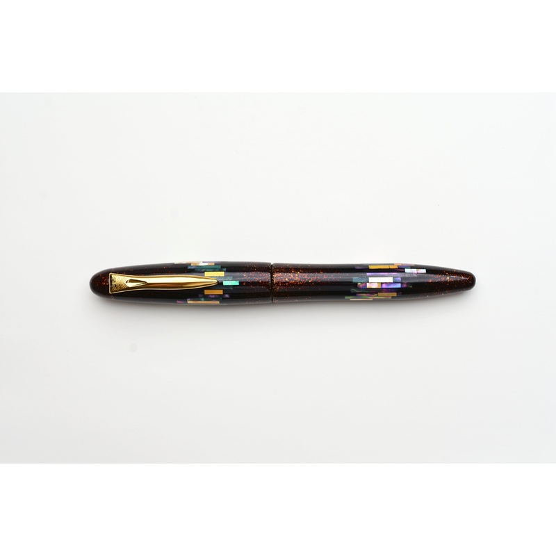Platinum Izumo Urushi Maki-e Fountain Pen – Aurora