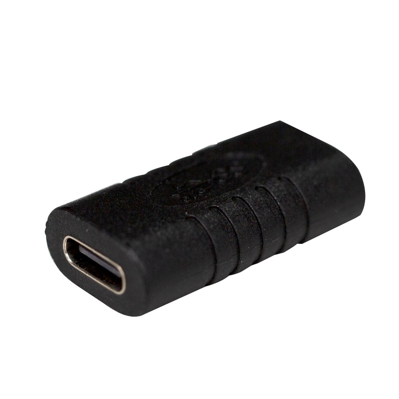 DYNAMIX USB-C Female to Female Adapter. Supports Data Transfer & 5A, 20V Power Supply.
