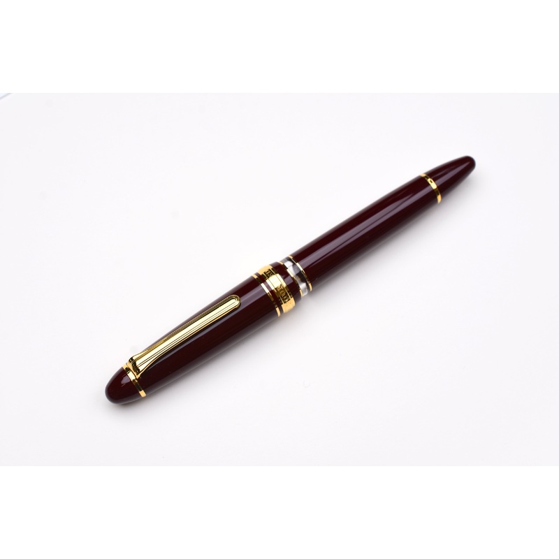 Sailor 1911 Large Realo – Maroon/Gold Trim