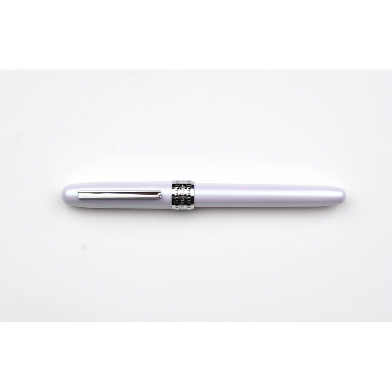 Platinum Plaisir Fountain Pen – Aura Color of the Year 2022 Limited Edition – Healing Green