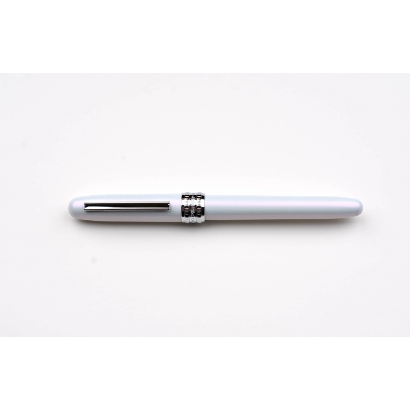 Platinum Plaisir Fountain Pen – Aura Color of the Year 2022 Limited Edition – Merry Pink