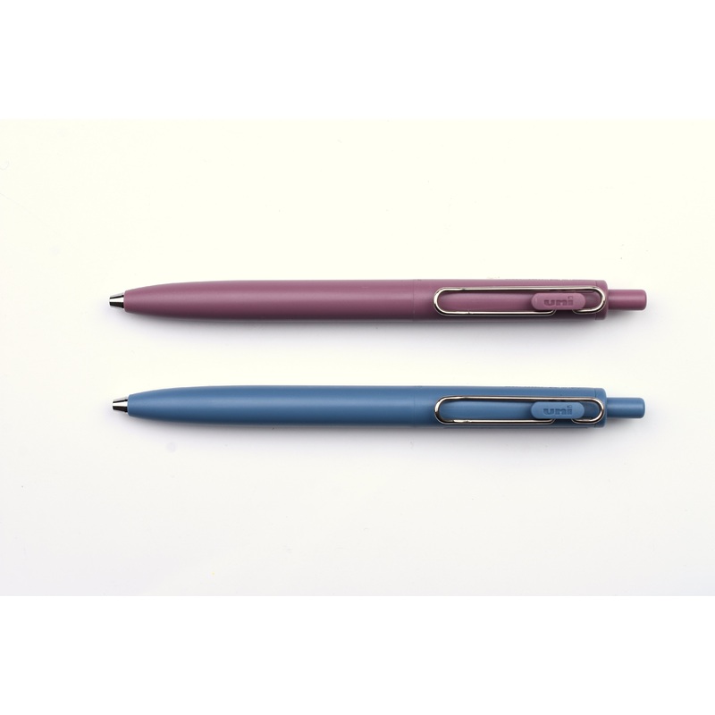 Uni-Ball One F – Limited Smokey Color – 0.38mm