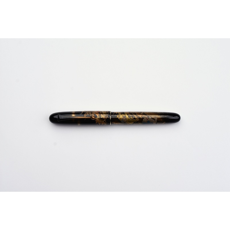 Pilot Namiki Yukari Royale Maki-e Fountain Pen – Lioness and Cubs