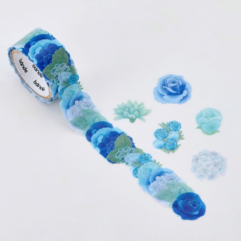 Bande – Blue Rose Bouquet