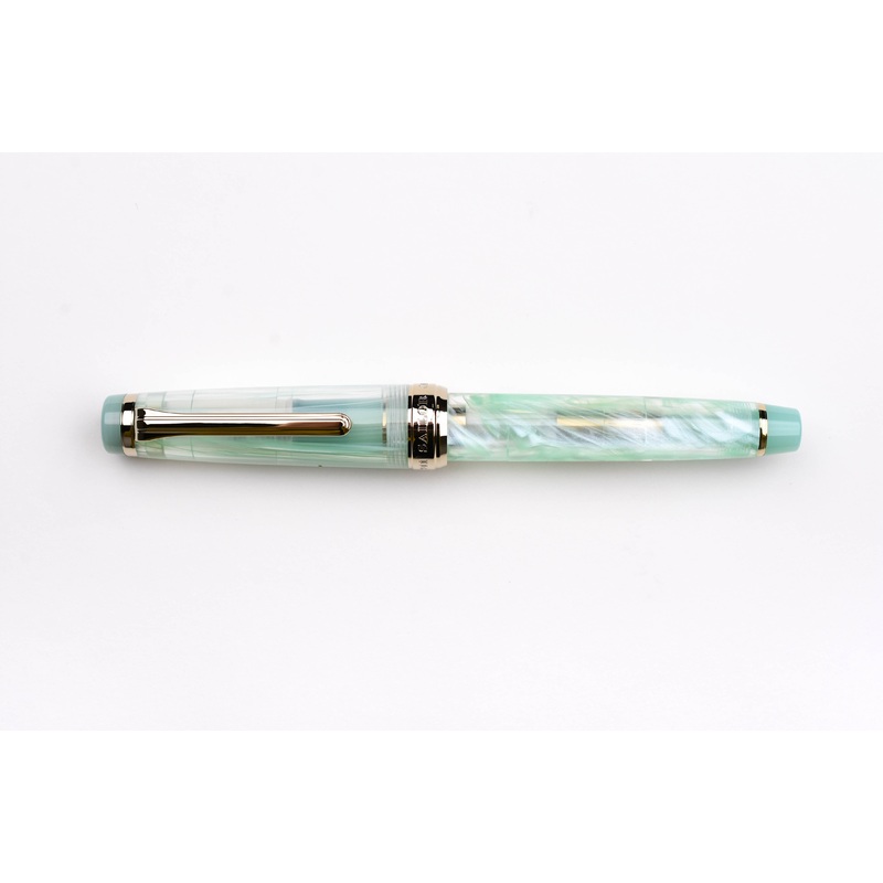 Sailor Veilio Fountain Pen – Pearl Mint – Limited Release