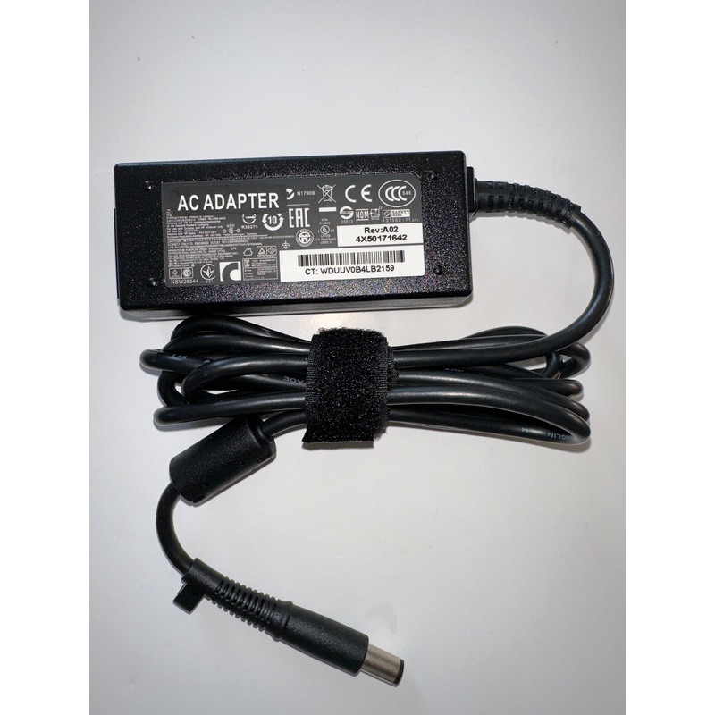 Universal AC Adapter for Laptops – 65W