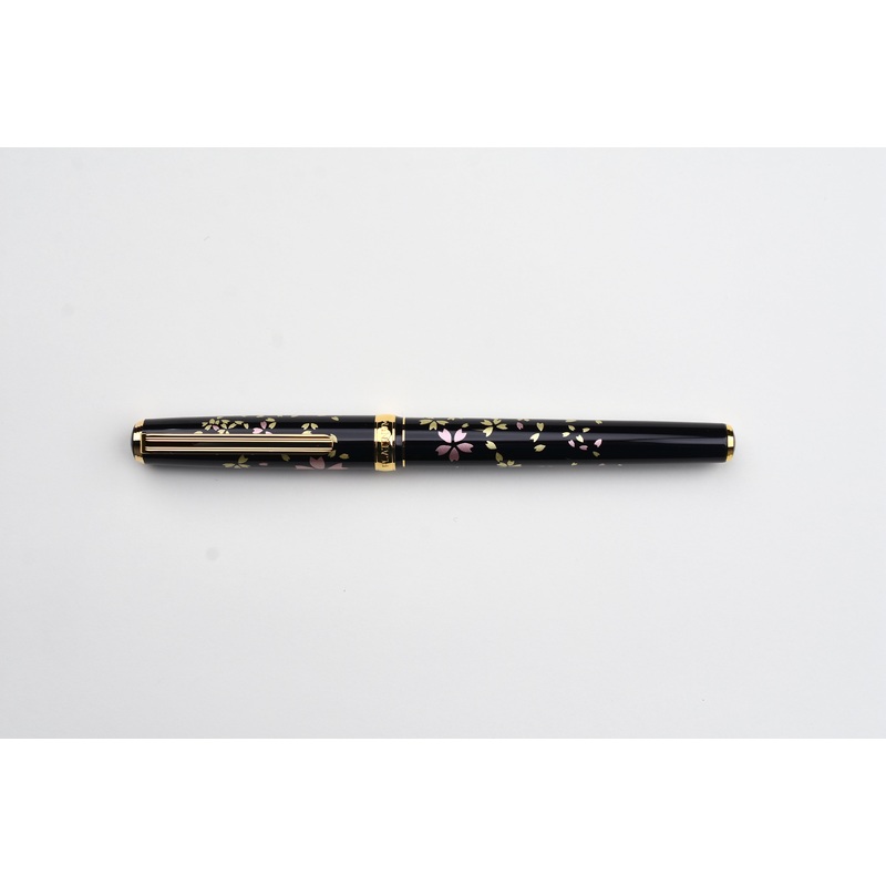 Platinum Kanazawa Gold Leaf Fountain Pen – Cherry Blossom