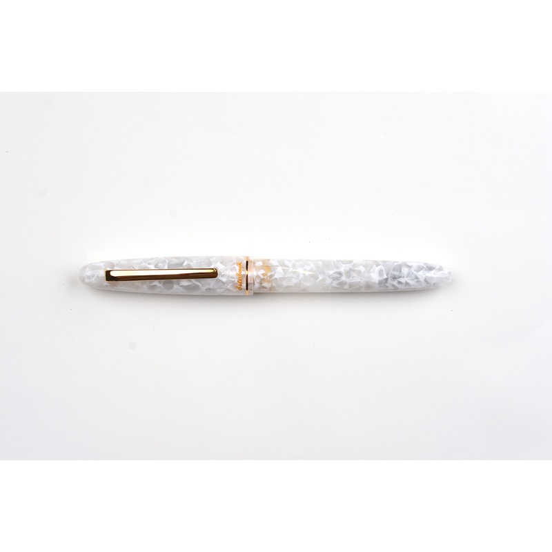Esterbrook Estie Fountain Pen – Winter White