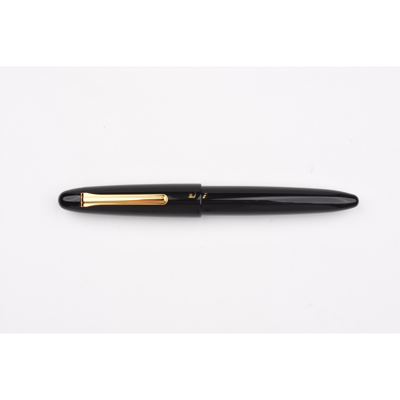 Sailor 1911 King of Pen – Color Urushi Kaga – Ebonite Fountain Pen – Black