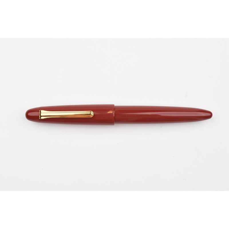 Sailor 1911 King of Pen – Color Urushi Kaga – Ebonite Fountain Pen – Wine Red