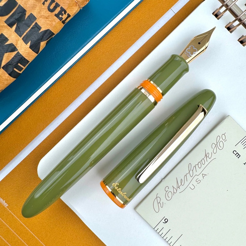 Esterbrook Estie Fountain Pen – Back to the Land – Quirky Leaf – Gold Trim