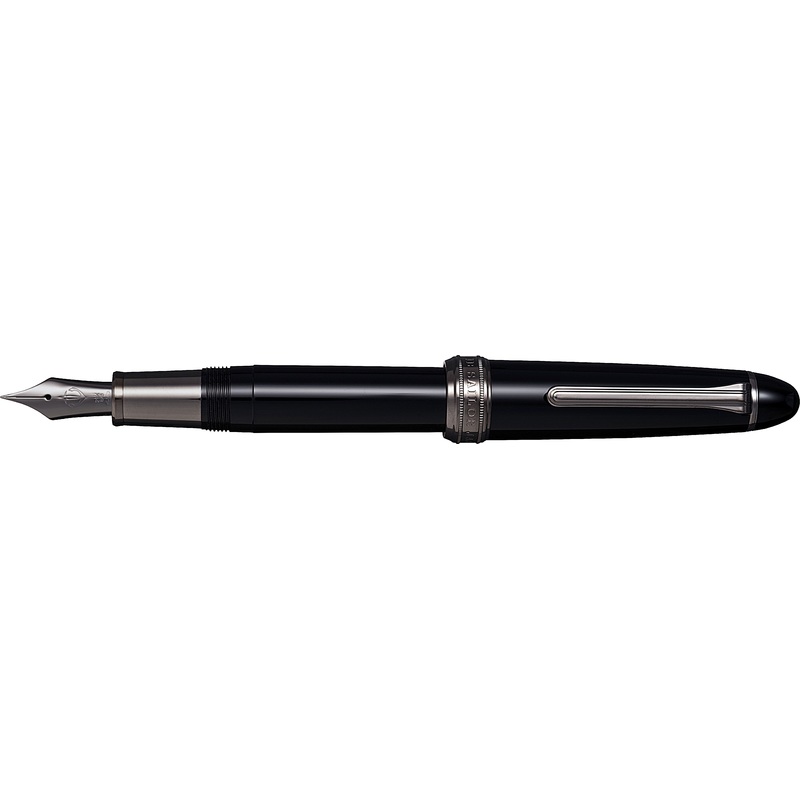 Sailor Naginata-Togi Fountain Pen – Black Trim