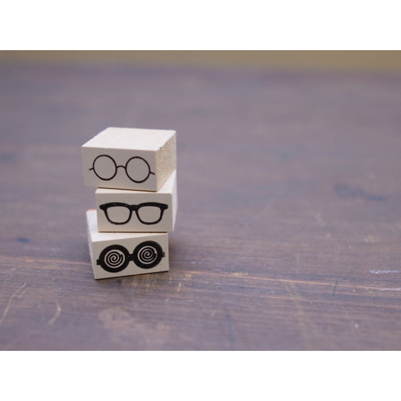 36 Sublo Wooden Rubber Stamp – Glasses – In-store Only
